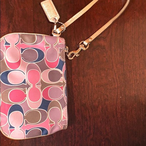 Coach Wristlet - Picture 1 of 4